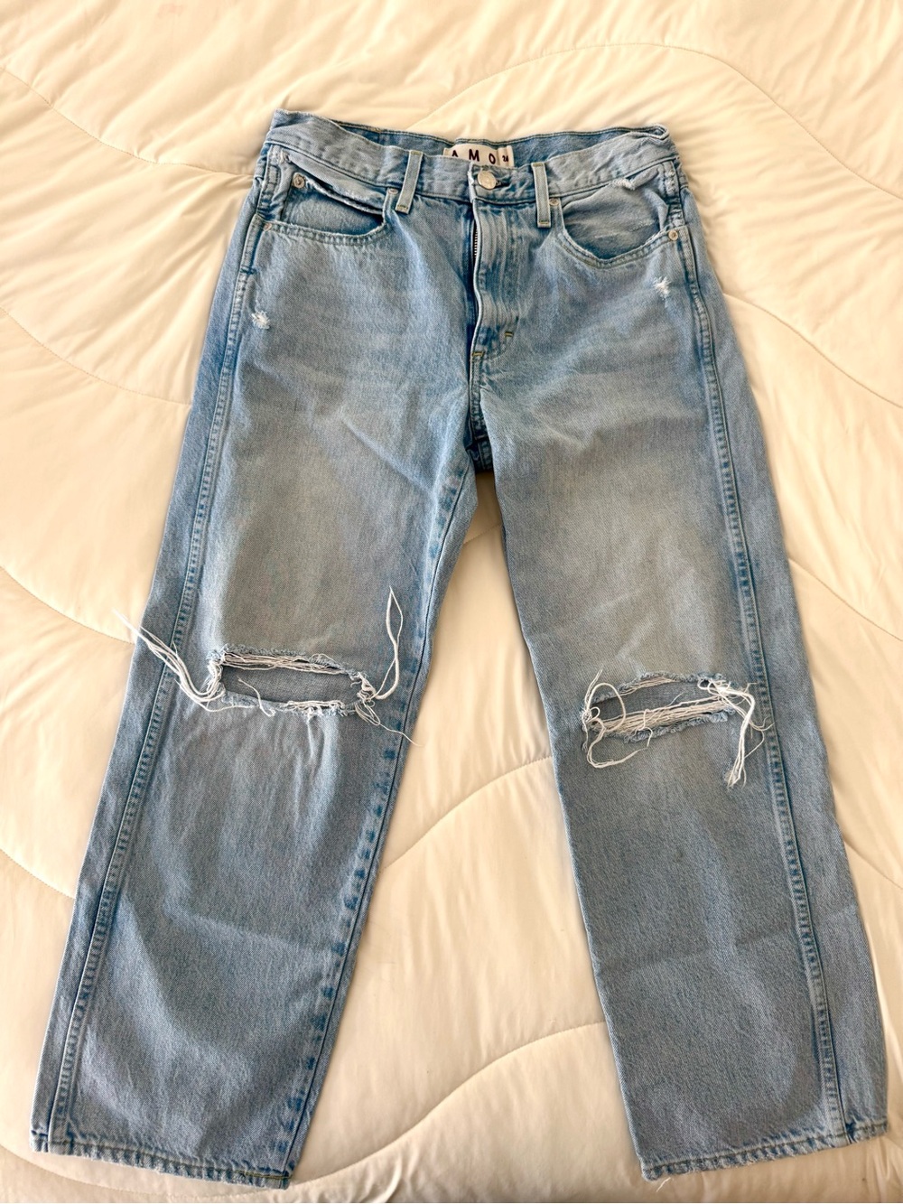 AMO Billie Straight Leg Distressed Jeans Size 26